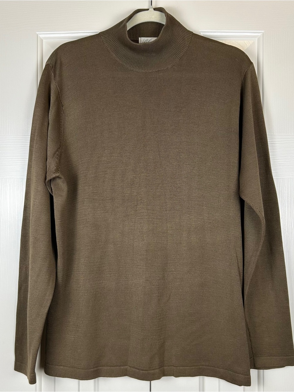 Vintage Lord & Taylor 100% Silk Turtleneck Long Sleeve Top